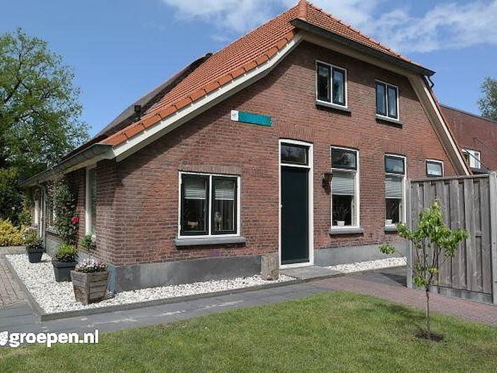 Vakantiehuis voor 10 personen, with Balkon/Terras and Whirlpool as well as Terras and Zwembad in Hardenberg