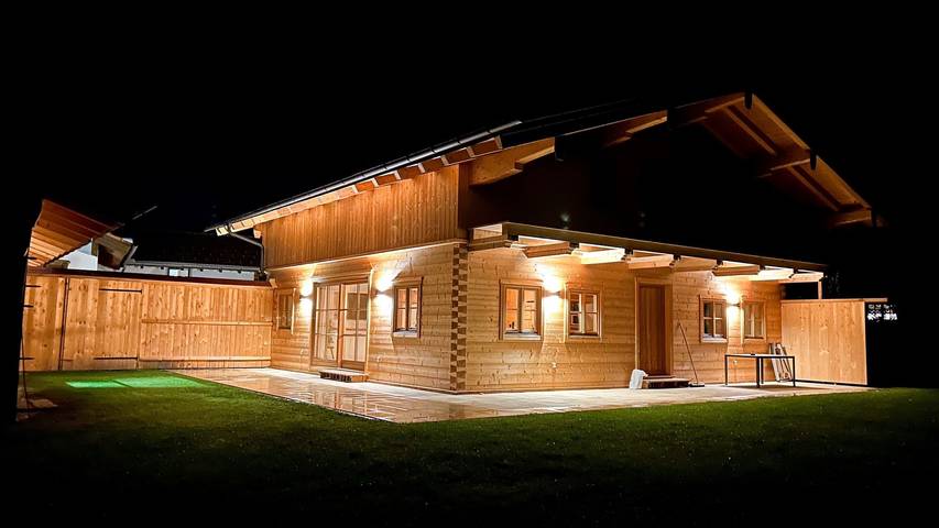 Ferienhaus für 5 Personen, mit Terrasse und Garten in Übersee