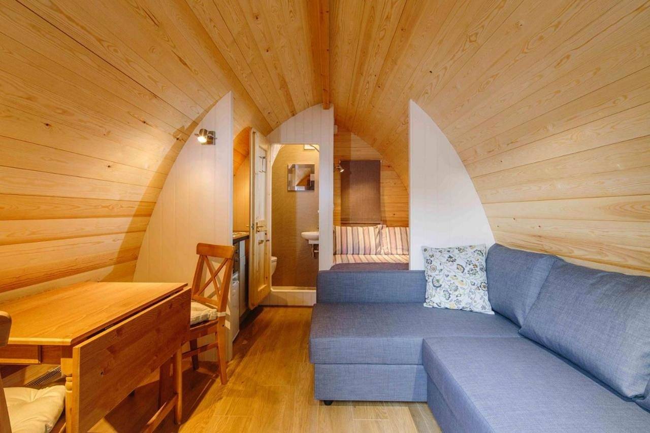 Double Room with Private Bathroom in Gloucestershire