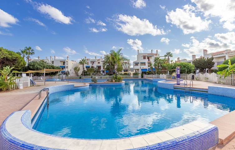 Apartamento vacacional entero, Apartamento con vistas al mar, piscina y parking a 500m de la playa de La Galera in Cabo de Palos, Cartagena