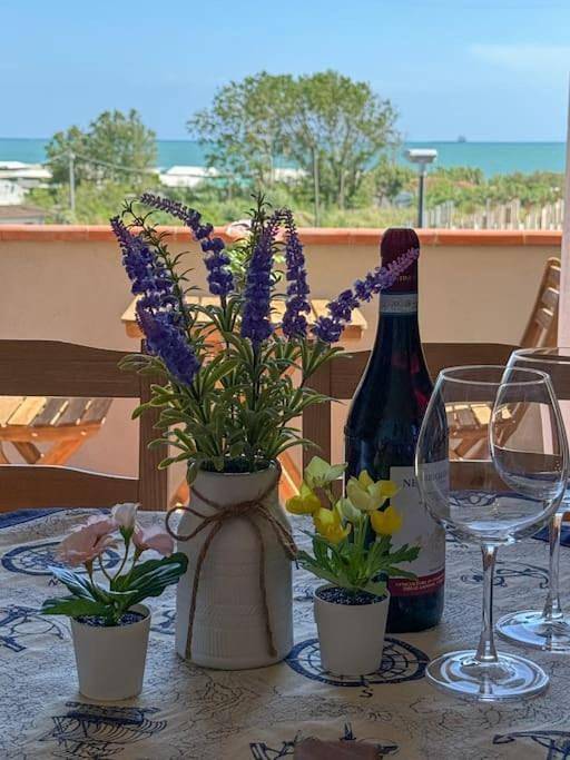 Gîte pour 4 personnes, avec Terrasse à Marinella di Sarzana