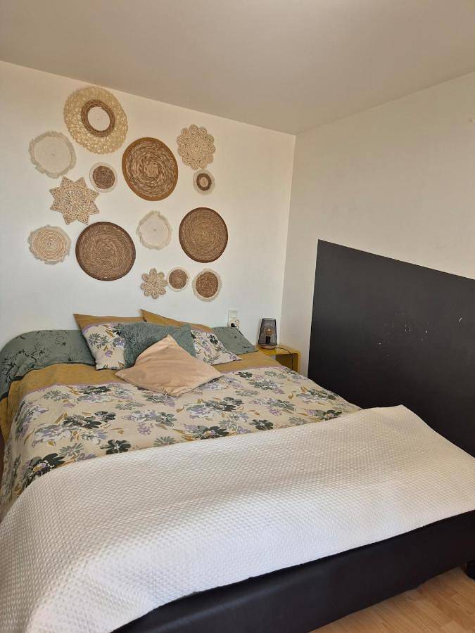 Gîte pour 2 personnes, avec jardin et piscine dans Vautorte - 3