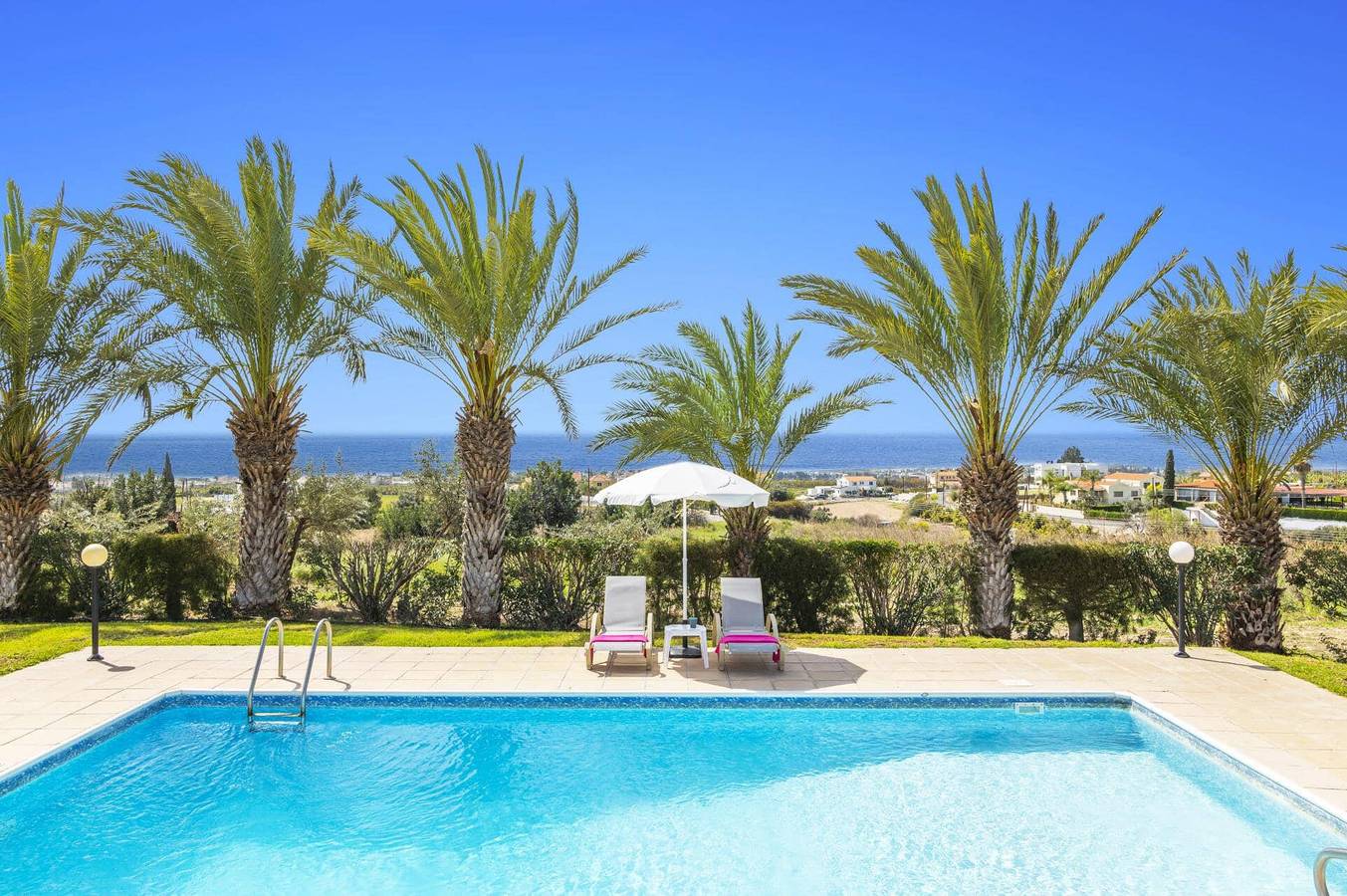 Villa für 4 Personen mit Garten in Peyia, Südzypern