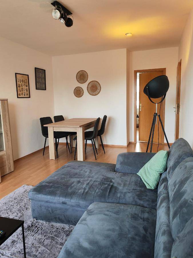 Ganze Wohnung, Two-Bedroom Apartment in Bitterfeld, Bitterfeld-Wolfen