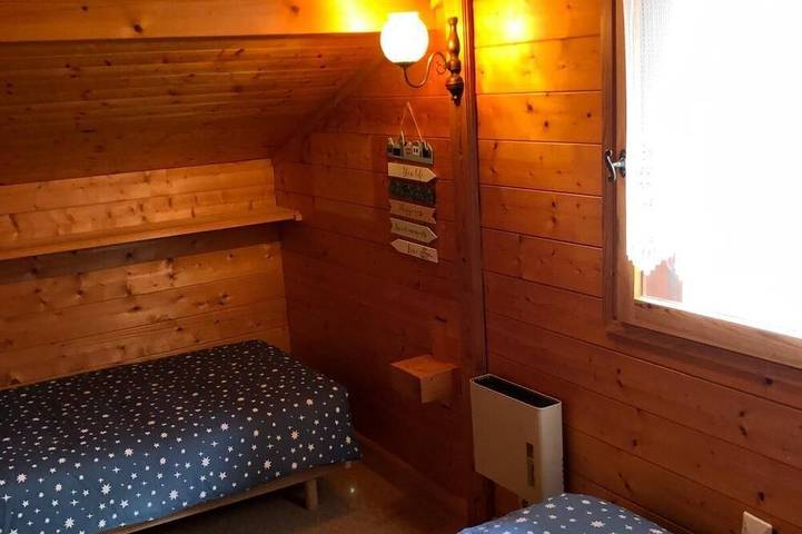 Gîte pour 8 personnes, avec balcon et jardin dans Glières-Val-de-Borne - 3