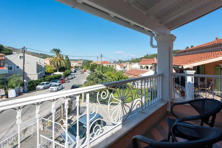 Gîte pour 4 personnes, avec balcon dans Kassiopi - 3