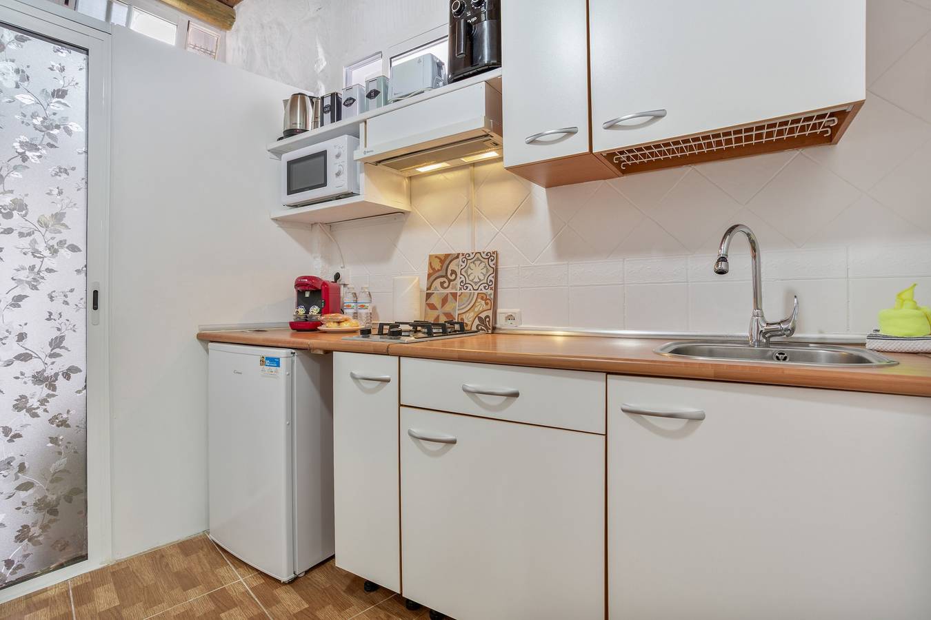 Ganzes Studio, Ferienzimmer 'Habitación-estudio Tejina De Isora' mit Wlan in Tejina de Isora, Guía de Isora