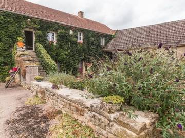 Gîte pour 4 personnes dans Avosnes