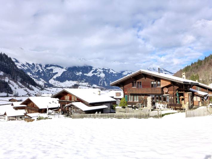 Ferienwohnung für 4 Personen, mit Balkon und Ausblick sowie Garten in Frutigen - Lenk - Adelboden