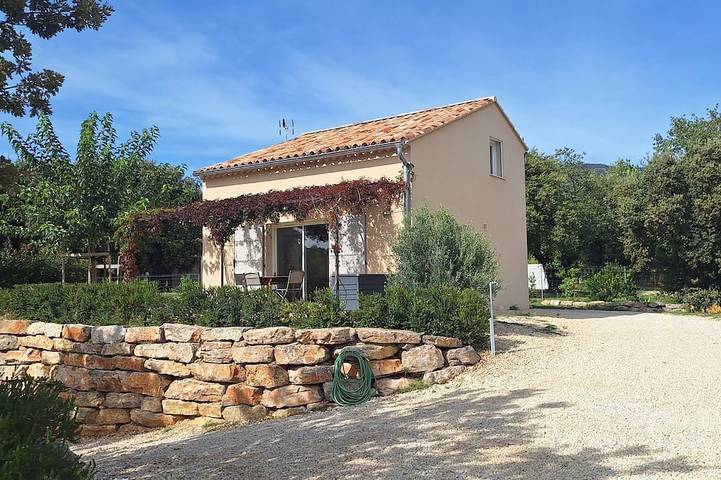Villa pour 6 personnes, avec piscine et terrasse - 1