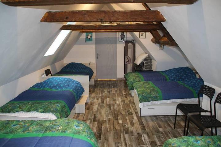 Location de vacances pour 15 personnes, avec terrasse, adapté aux familles à Murat-le-Quaire - 2