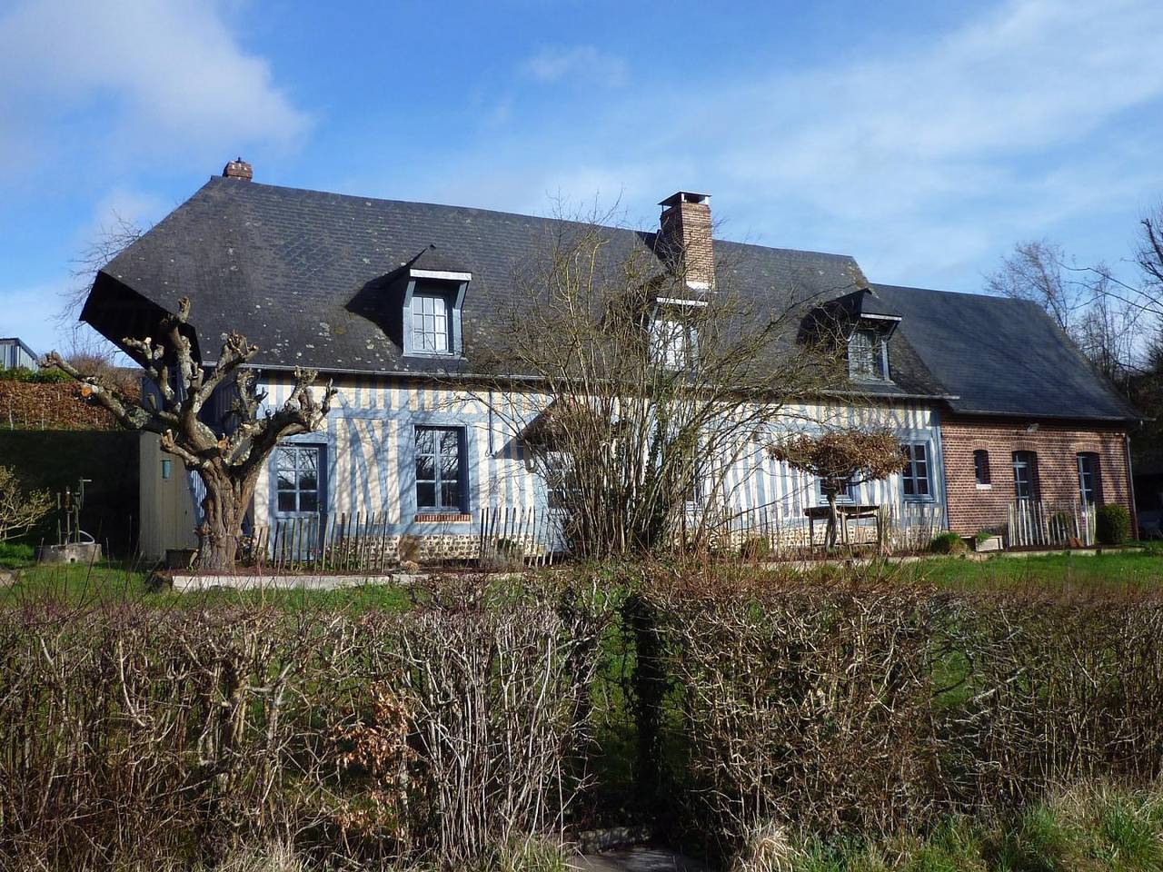 Gîte voor 12 personen met terras in Clères, Rouen en omgeving