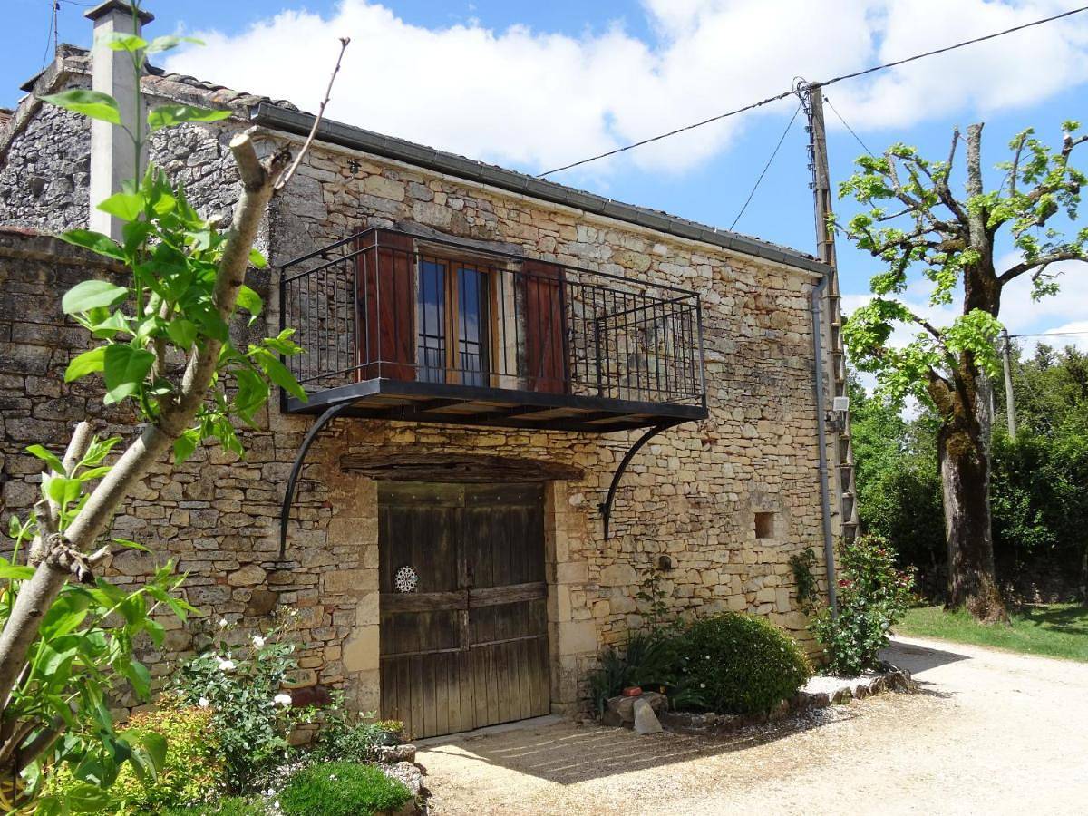 Appartement entier, Studio Apartment in Pontcirq, Quercy