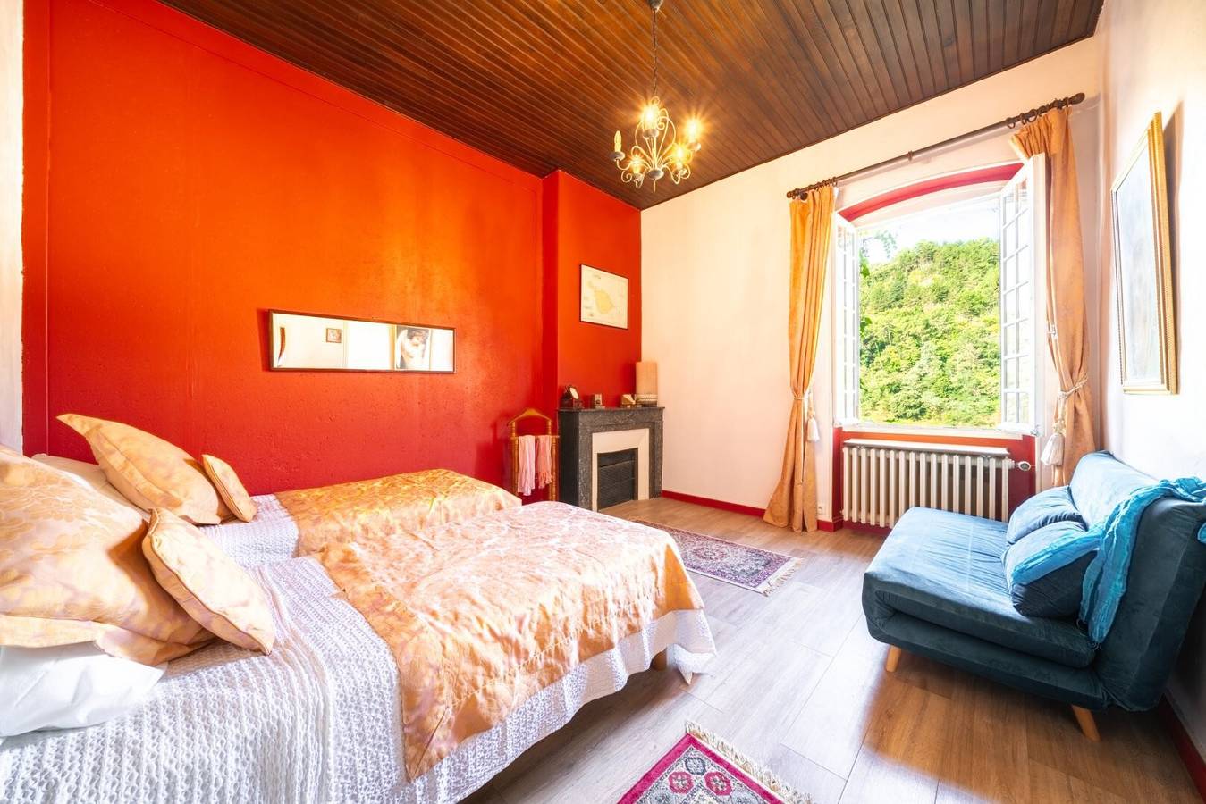 Ferienhaus „Villa Aimée“ mit Bergblick, Balkon und Wlan in Vals-les-Bains, Parc naturel régional des Monts d'Ardèche