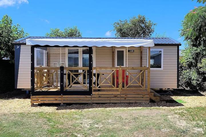 Camping pour 6 personnes à Brem-sur-Mer