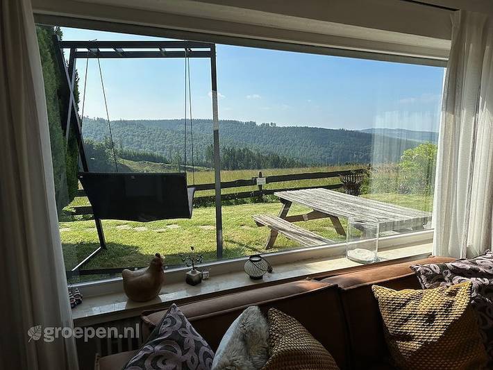 Ferienhaus für 12 Personen, mit Sauna und Whirlpool sowie Balkon/Terrasse und Terrasse in Winterberg - 2