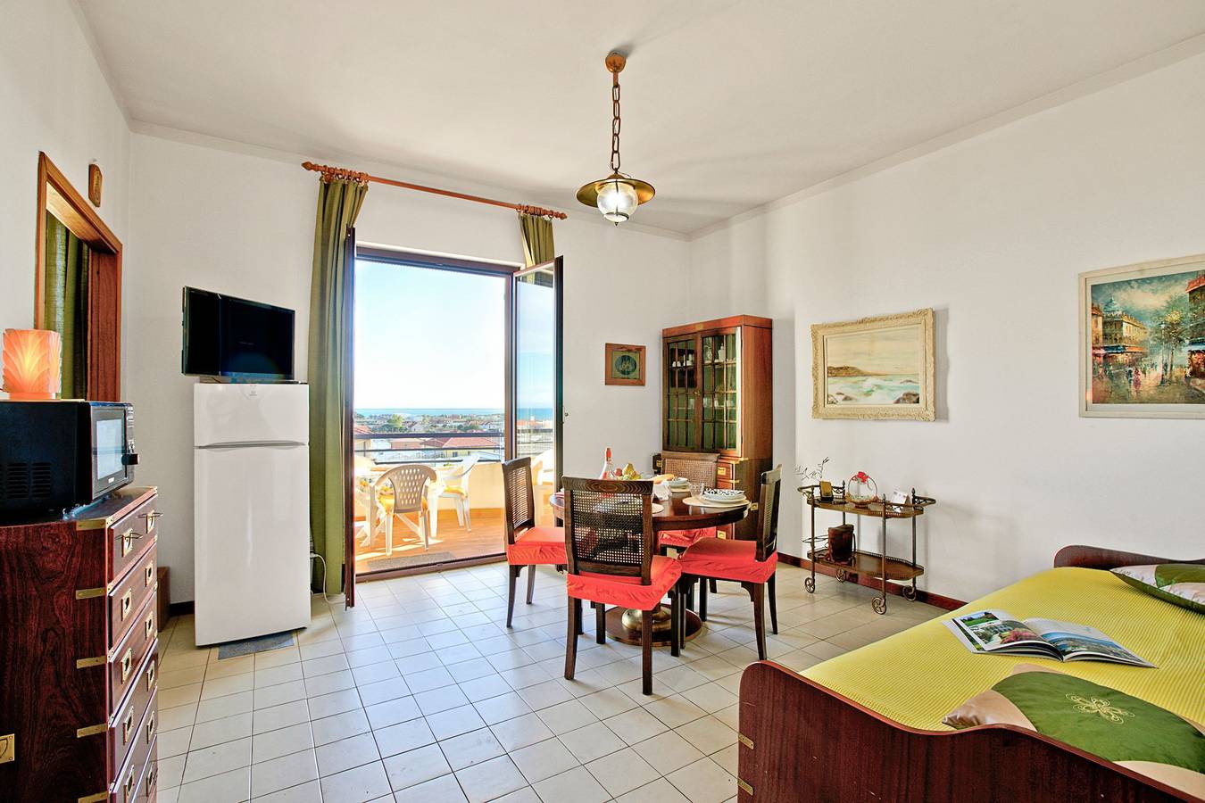 Ganze Wohnung, Vascello Pool And Beach Apartment in Ceriale, Riviera di Ponente