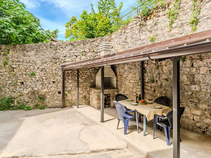 Appartamento per 4 persone, con terrazza a Comune di Porlezza