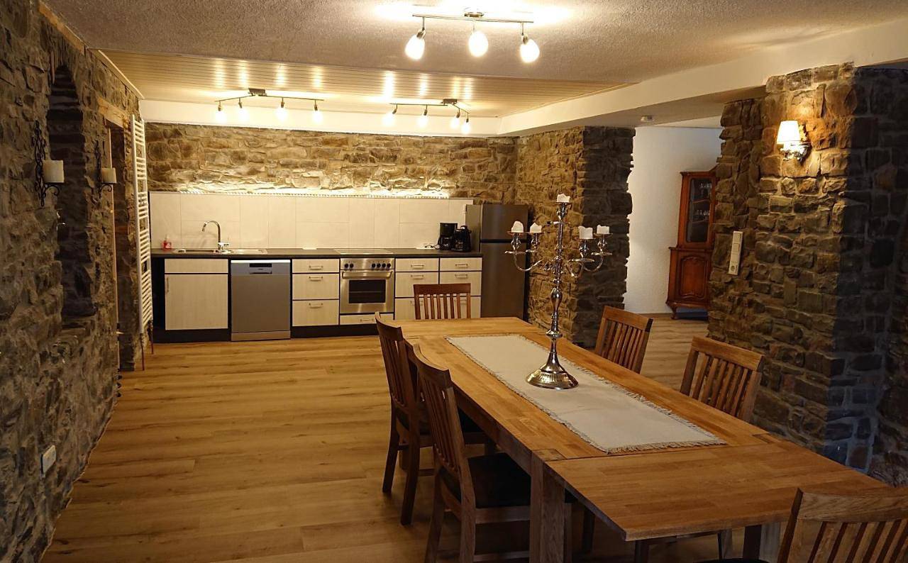 Ganze Wohnung, Schmugglerhaus in Hellenthal, Rureifel (Nordrhein-westfalen)