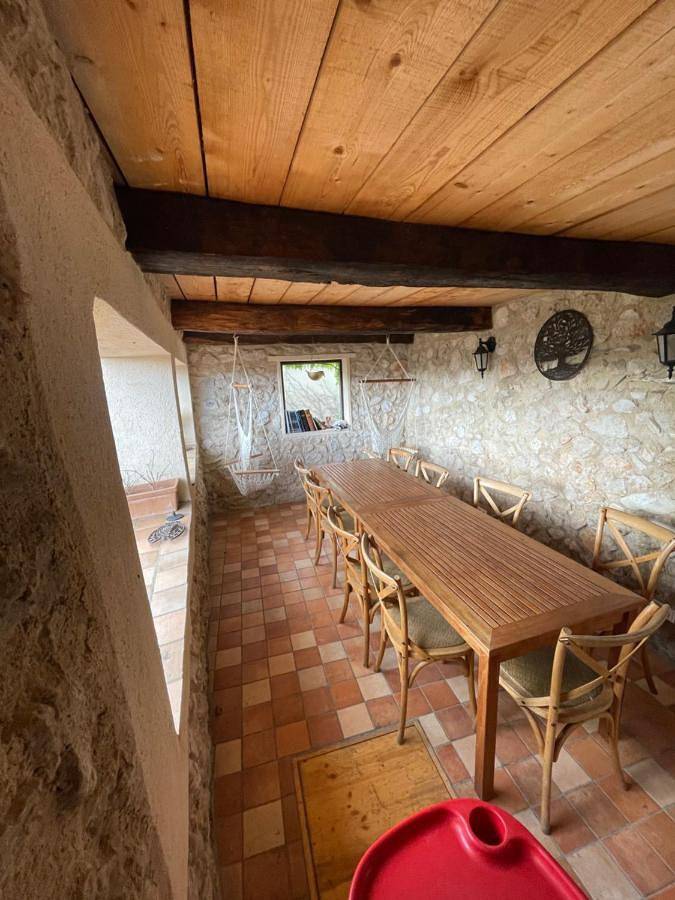 Location de vacances pour 10 personnes, avec terrasse et vue à Moustiers-Sainte-Marie - 2