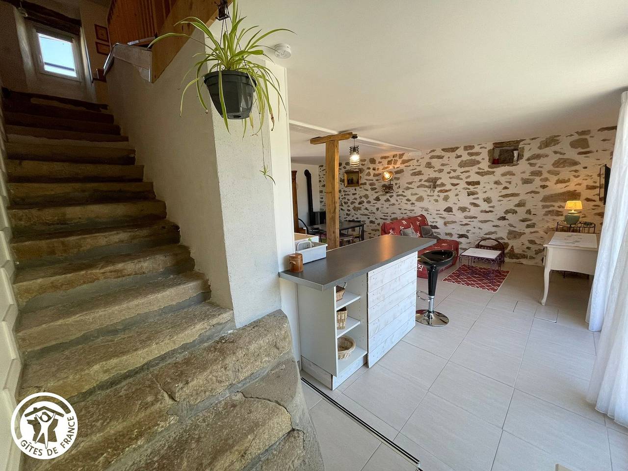 Charmant Gîte à Beaufou avec Terrasse Privée in Beaufou, Vallée de la Loire