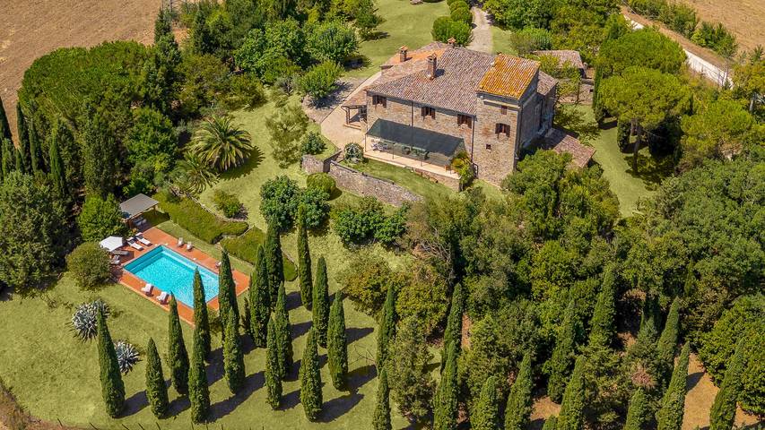 Ferienhaus für 10 Personen, mit Ausblick und Garten, mit Haustier in Todi