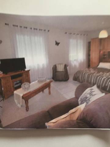 Gîte pour 2 personnes, avec vue et terrasse à Colayrac-Saint-Cirq