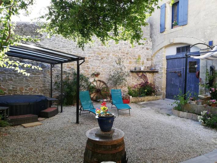 Chambre d’hôte pour 2 personnes, avec sauna et terrasse ainsi que jardin et jacuzzi à Aimargues - 3