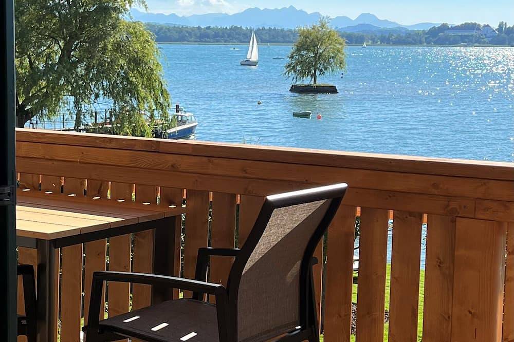 Entire apartment, Balcony suite with wonderful lake view in Frauenchiemsee, Chiemsee, Gemeinde