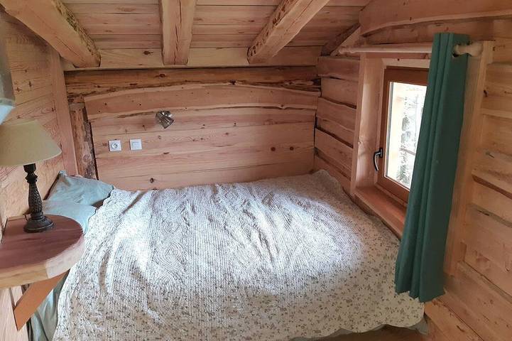 La Cabane en rondins Remise de la Bécasse in Saint-Paul-lès-Monestier, Parc naturel régional du Vercors