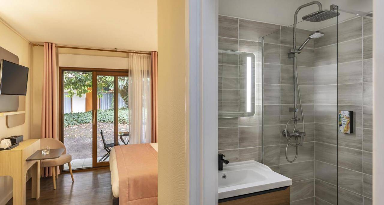 Sure Hotel by Best Western Saint-Quentin Ouest Le pot d étain in Holnon, Aisne