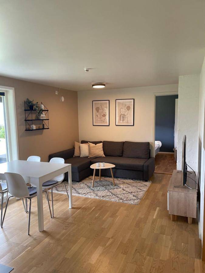 Ferienwohnung für 5 Personen, mit Terrasse und Garten sowie Ausblick in Preikestolen