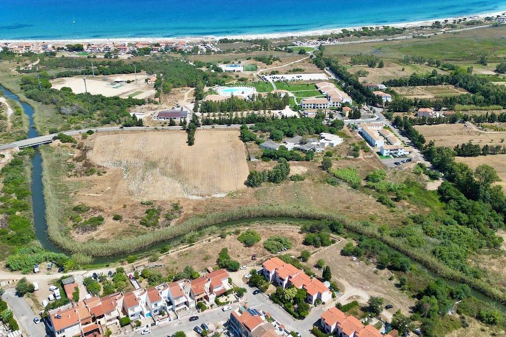 Spacious holiday home near the sea with courtyard perfect for families & friends in Siniscola, Provincia di Nuoro