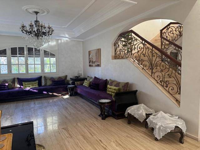 Location de vacances pour 7 personnes, avec balcon et piscine à Bouskoura - 2