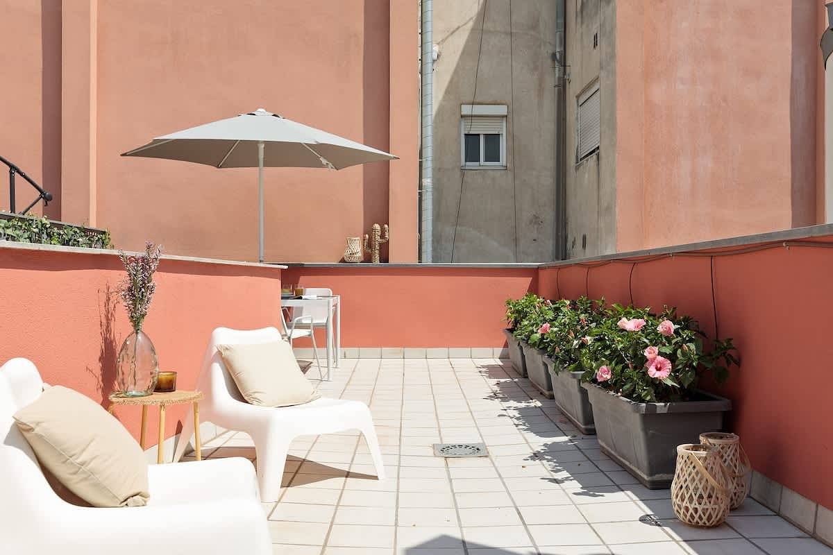 Apartamento entero, Apartamento de vacaciones para 4 personas con jardín in Centro Barcelona, Barcelona