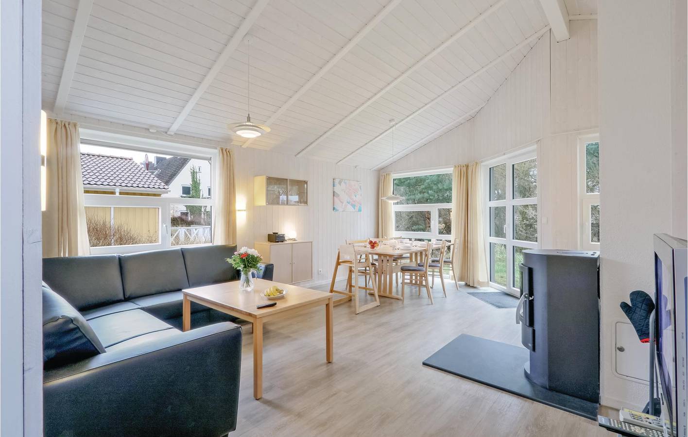 Strandterrasse: 72qm Apartment mit WiFi & Parkplatz in Priwall, Lübeck