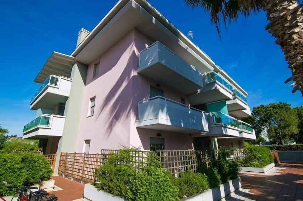 Entire apartment, Mediterraneo by Interhome in Porto d'Ascoli, Riviera delle Palme