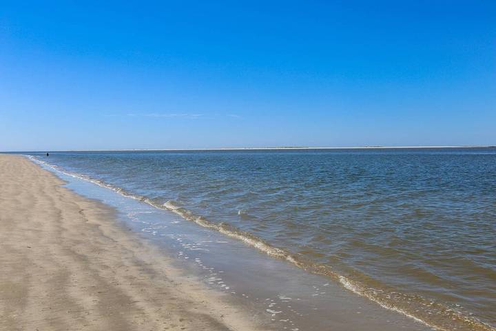 Vacation rental for 4 people, with terrace and pool, with pets in Seabrook Island