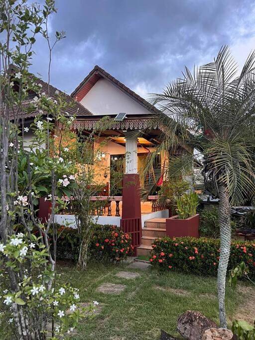 Ferienhaus für 4 Personen, mit Pool und Terrasse sowie Ausblick auf Koh Samui