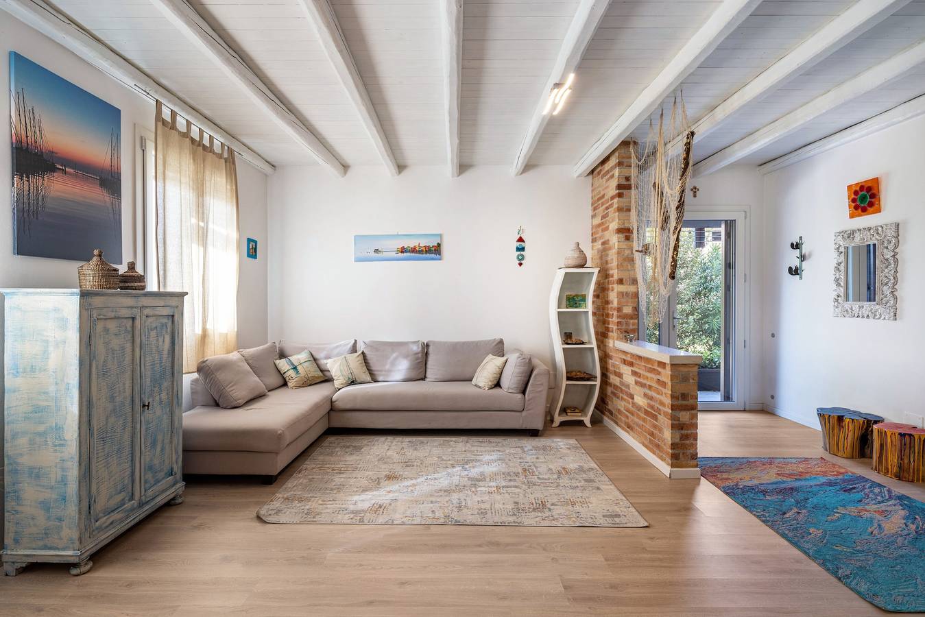 Apartamento entero, Apartamento estudio 'Appartamento Brussa Beach' con terraza privada, Wi-Fi y aire acondicionado in Caorle, Provincia de Venezia