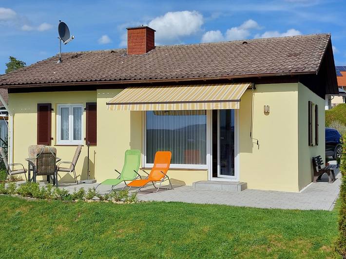 Ferienhaus für 4 Personen, mit Terrasse und Garten in Löffingen