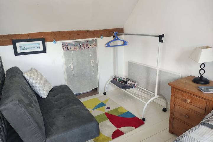 Location de vacances pour 3 personnes, avec Terrasse et Jardin à Langoëlan - 4