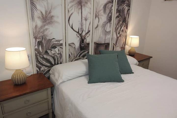 Casa Rural entre pinares a 45min de Madrid 5 per. terraza, parking y wifi gratis in Chiloeches, Alcarría Alta