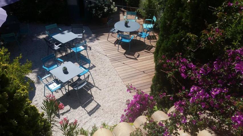Hôtel, avec Terrasse et Jardin