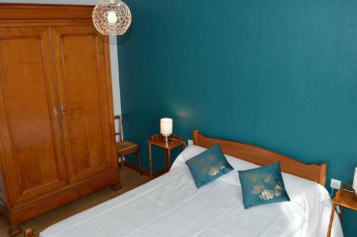 Gîte pour 6 personnes, avec jardin à Saint-Quentin-sur-le-Homme - 2