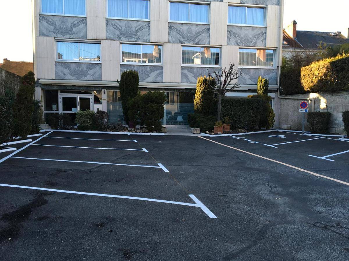 Bristol Logis Cit'Hotel Périgueux Centre in Périgueux, Périgord Blanc