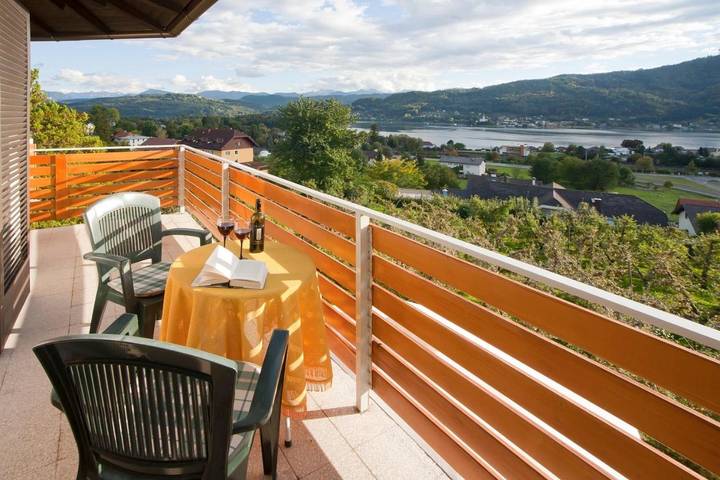 B&B für 2 Personen, mit Ausblick und Seeblick sowie Garten, mit Haustier am Wörthersee - 3