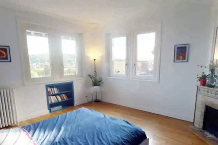 Villa pour 10 personnes, avec jacuzzi ainsi que jardin et balcon dans Yvelines - 2