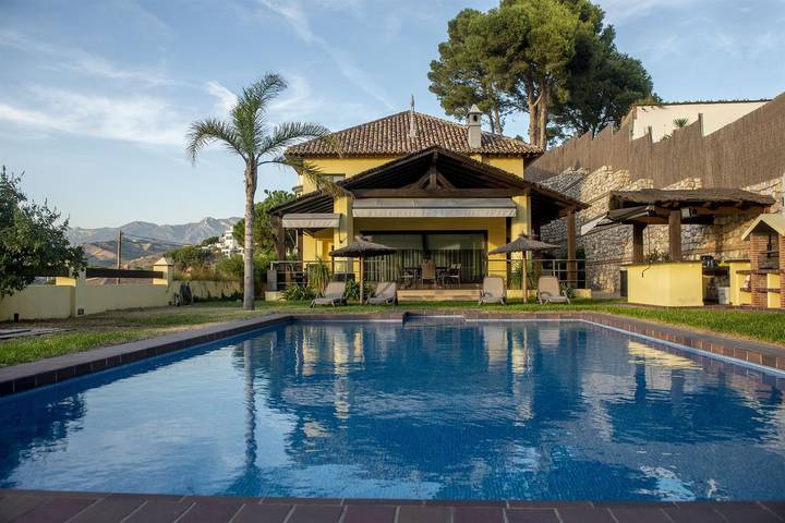 Casa rural para 12 personas, con Jacuzzi y Jardín en Parque Nacional de Sierra Nevada - 4