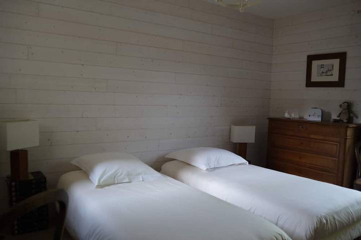 Location de vacances pour 4 personnes, avec balcon dans Plage Du Port Meleu Prefailles - 3